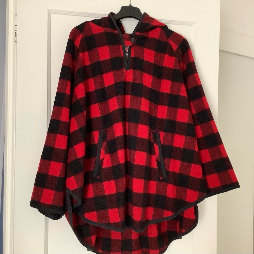 Red Buffalo Check Hooded Woolrich Poncho